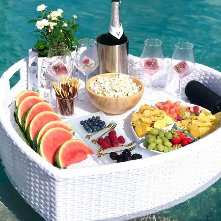 Sunny Way & Bed & Breakfast *